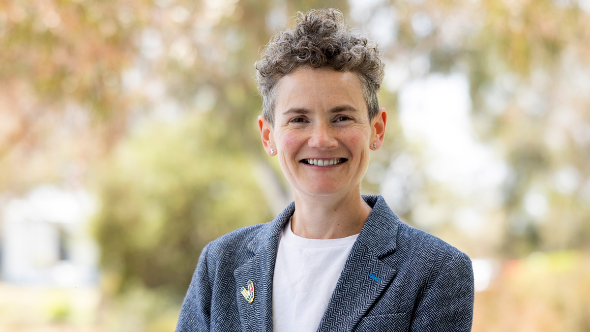 Dr Sophie Lewis